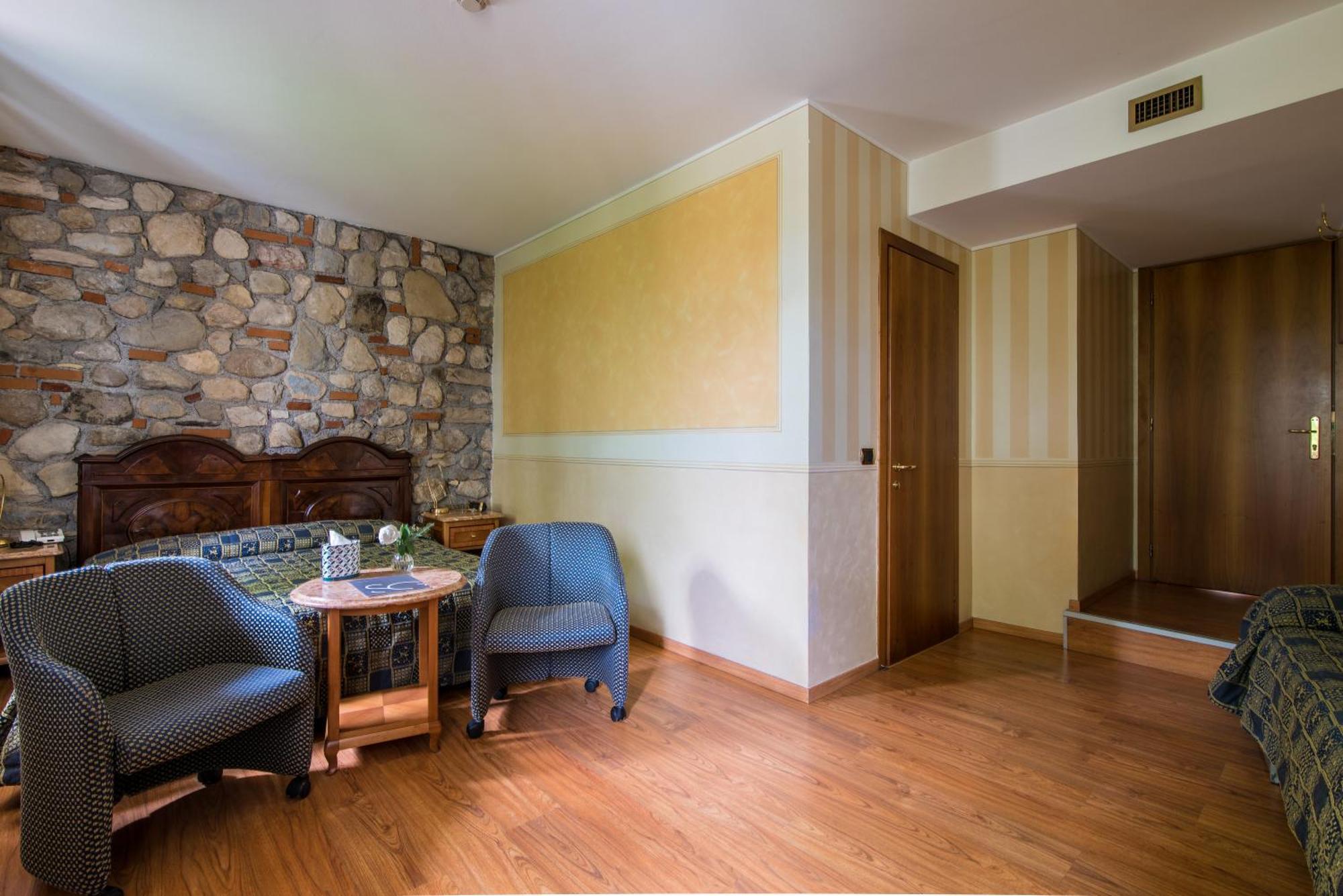 Hotel Porta Del Sole Soiano Del Lago Dış mekan fotoğraf