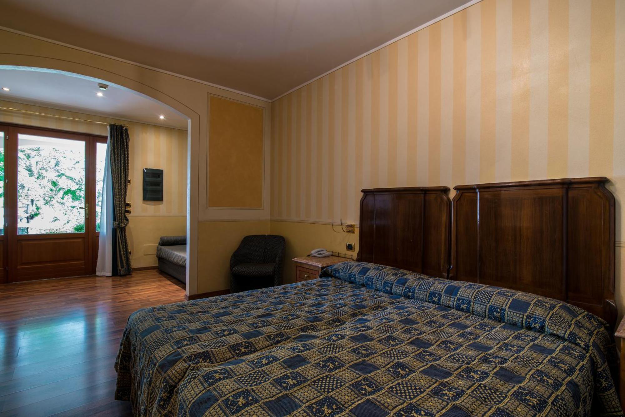 Hotel Porta Del Sole Soiano Del Lago Dış mekan fotoğraf