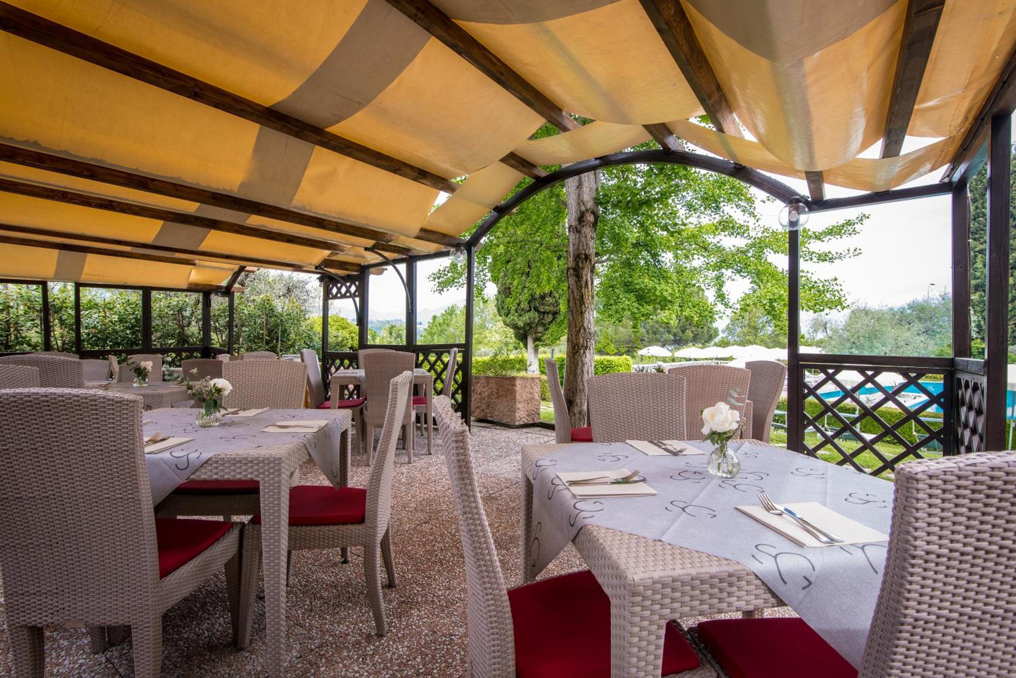 Hotel Porta Del Sole Soiano Del Lago Dış mekan fotoğraf
