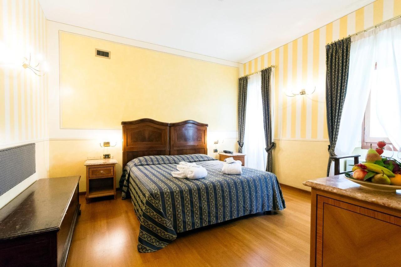Hotel Porta Del Sole Soiano Del Lago Dış mekan fotoğraf